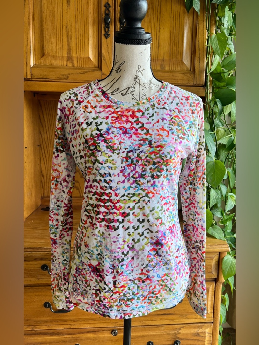 Athleta Multicolor Geometric Print Rashguard Small